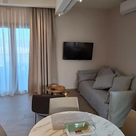 Theasis Deluxe Lefkáda