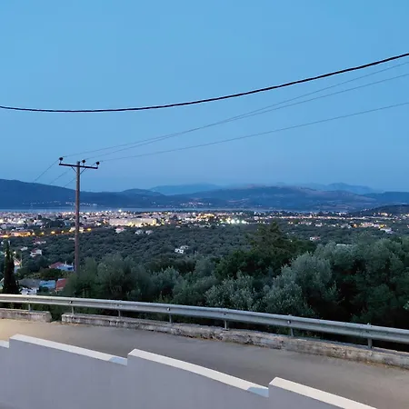 Theasis Deluxe Apartman Lefkáda